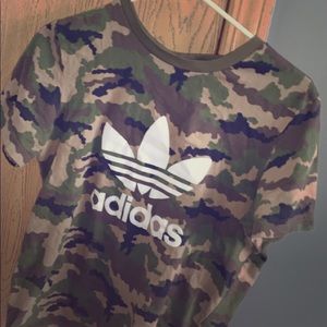 Adidas t shirt